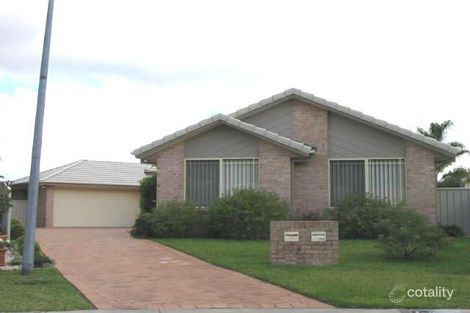 2/8 Wallamba Cl, Tuncurry, NSW 2428