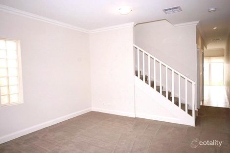 Property photo of 7/20 Travers Street Wagga Wagga NSW 2650