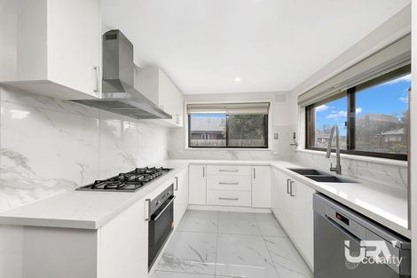 Property photo of 43 Langdon Crescent Craigieburn VIC 3064