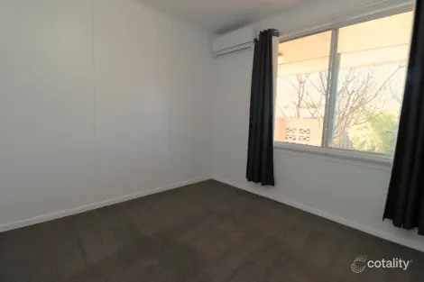 Property photo of 11 Merauke Street Soldiers Hill QLD 4825