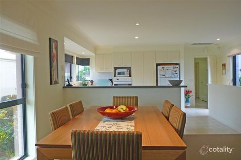 Property photo of 11 Fairway View Catalina NSW 2536