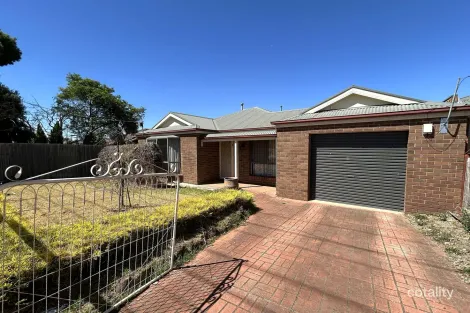 87 Centenary Ave, Melton, VIC 3337