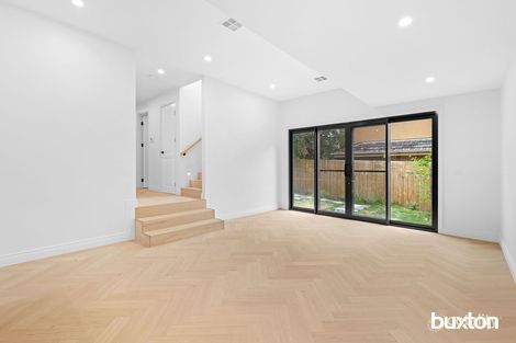 25 Bundoran Pde, Mont Albert North, VIC 3129