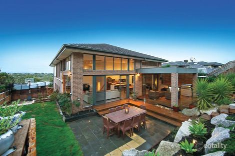Property photo of 25 Bella Vista Close Macleod VIC 3085