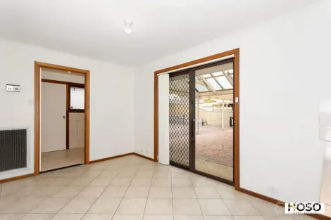 Property photo of 11 Jade Crescent Happy Valley SA 5159