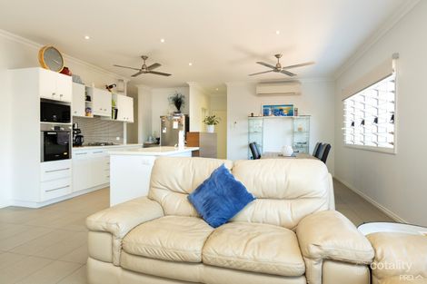 Property photo of 15 Foy Way Bilingurr WA 6725