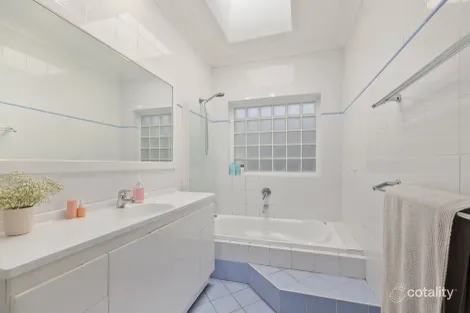 Property photo of 118 Lawrence Street Freshwater NSW 2096