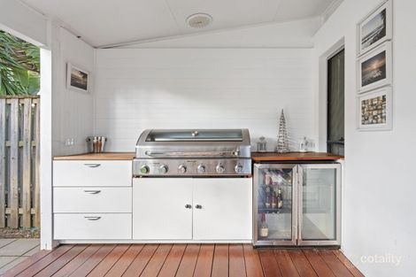 Property photo of 6 Santa Maria Court Burleigh Waters QLD 4220
