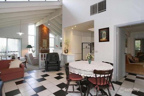 Property photo of 11 Wyndarra Crescent Dingley Village VIC 3172