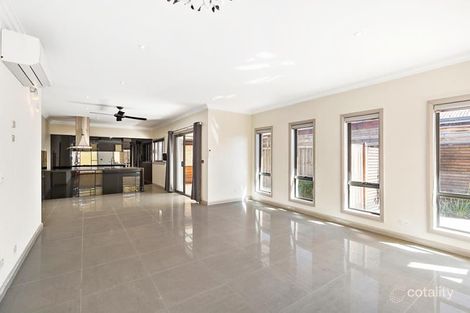 Property photo of 2/133 Outhwaite Road Heidelberg West VIC 3081
