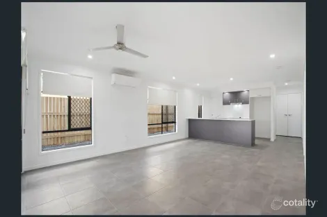 Property photo of 16 Greenlink Street Deebing Heights QLD 4306