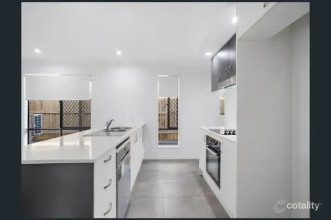 Property photo of 16 Greenlink Street Deebing Heights QLD 4306