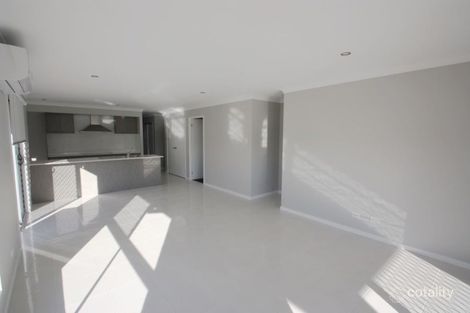 Property photo of 20 McLachlan Circuit Willow Vale QLD 4209