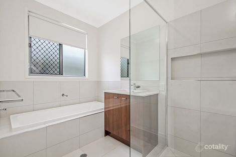 Property photo of 62 Reflection Crescent Birtinya QLD 4575