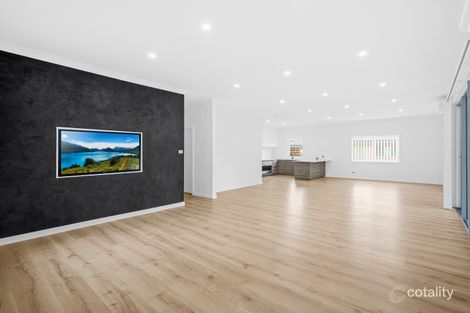Property photo of 22 St Johns Avenue Mangerton NSW 2500