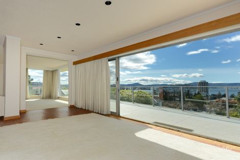 Property photo of 15 Heathcombe Crescent Sandy Bay TAS 7005