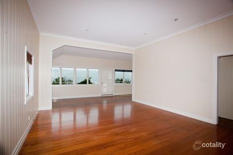 Property photo of 114 Shorncliffe Parade Shorncliffe QLD 4017