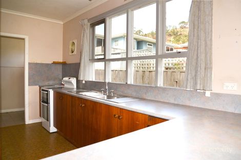 Property photo of 2 Kennedy Street Ocean Vista TAS 7320