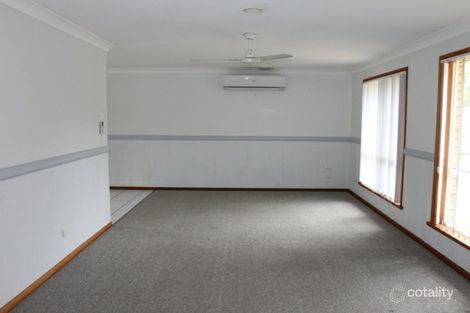 Property photo of 17 Curtis Avenue Boyne Island QLD 4680