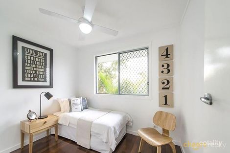 Property photo of 4/47 Saint Leonards Street Coorparoo QLD 4151
