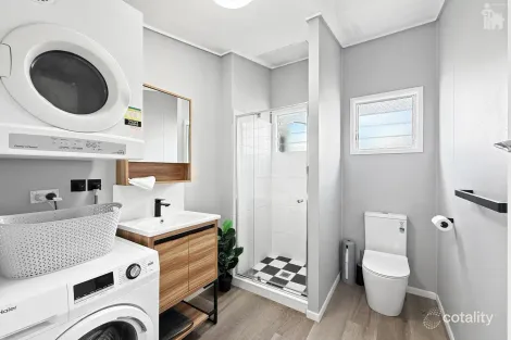 Property photo of 1/404 Esplanade Torquay QLD 4655