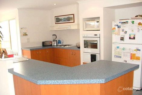 Property photo of 12 Margie Square Narre Warren South VIC 3805