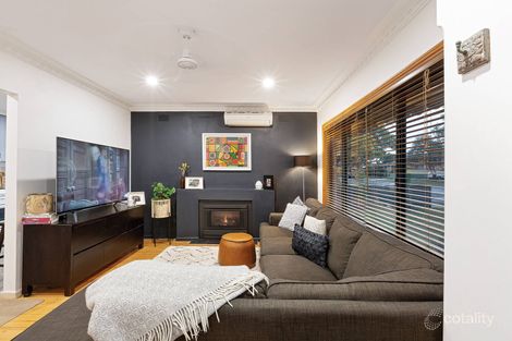 Property photo of 6 Mathilda Street Wendouree VIC 3355