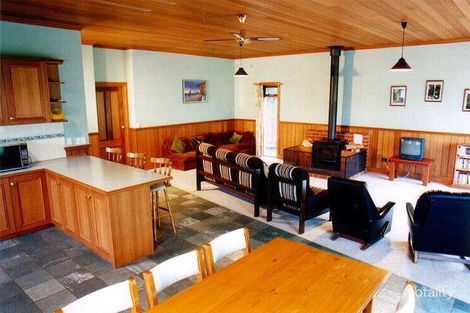 Property photo of 10 Moore Street Apollo Bay VIC 3233