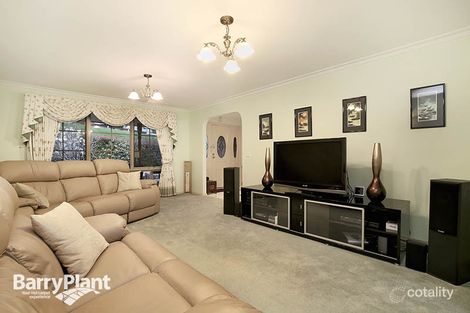 Property photo of 9 Edward Road Chirnside Park VIC 3116