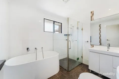 Property photo of 12 Albany Close Wakeley NSW 2176