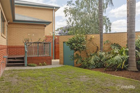 Property photo of 17 Vaughan Crescent Kew VIC 3101