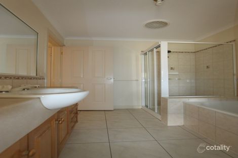 2 Decore Dr, South Morang, VIC 3752