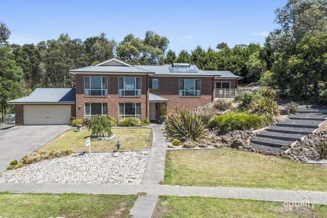 33 Wyralla Cres, Gisborne, VIC 3437