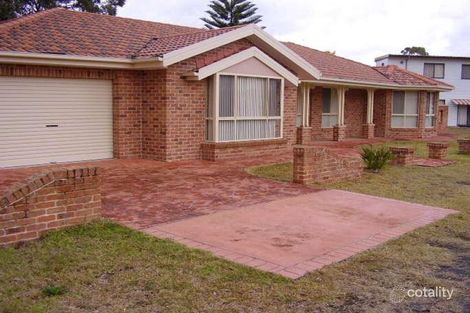 14 Parkes Cres, Callala Beach, NSW 2540