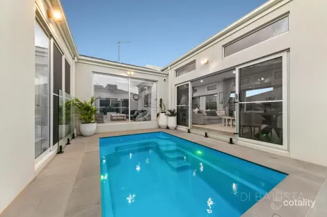 5 Danzig St, Kalkallo, VIC 3064