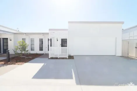 Property photo of 629 Esplanade Urangan QLD 4655