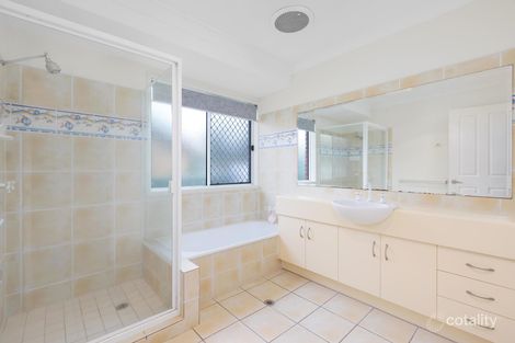 Property photo of 38 Kavanagh Crescent Koongal QLD 4701