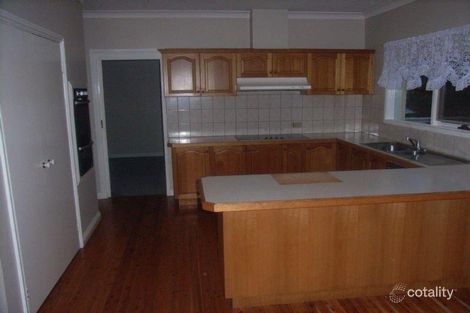 Property photo of 12 Federico Court Ringwood VIC 3134