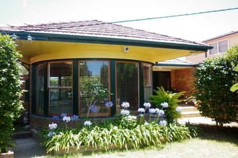 84 Stewart Ave, Hamilton South, NSW 2303