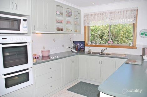 19 Cuthbertson Pl, Lenah Valley, TAS 7008