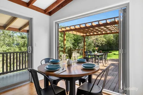 Property photo of 16 Windsor Drive Berry NSW 2535