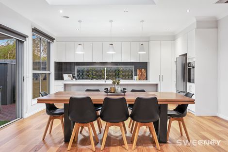 Property photo of 2/5 Stapley Crescent Altona North VIC 3025