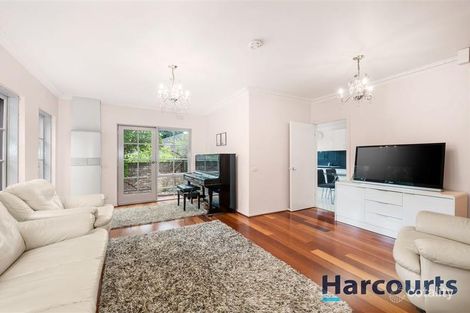 Property photo of 9/1 Via Media Box Hill VIC 3128