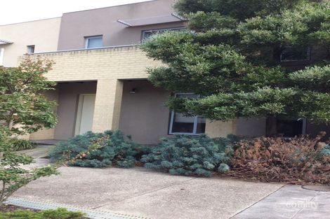 Property photo of 3 Egret Way Pakenham VIC 3810