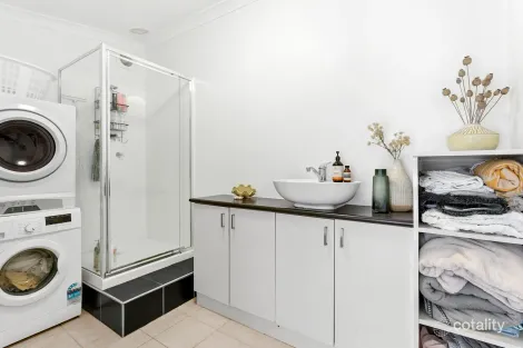 Property photo of 280 Warringah Road Beacon Hill NSW 2100