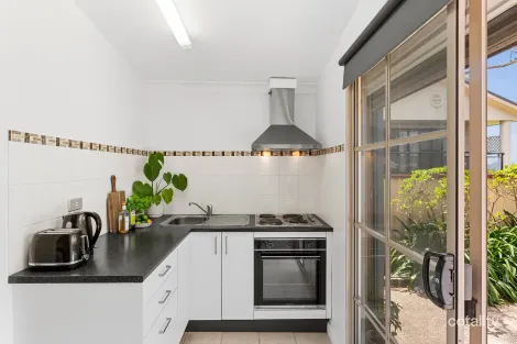 Property photo of 280 Warringah Road Beacon Hill NSW 2100