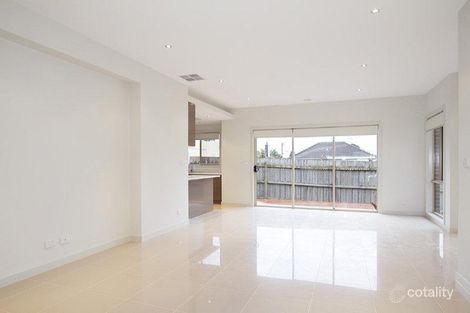 Property photo of 2/989 Heatherton Road Springvale VIC 3171