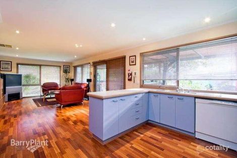 Property photo of 11 Figtree Grove Bayswater VIC 3153