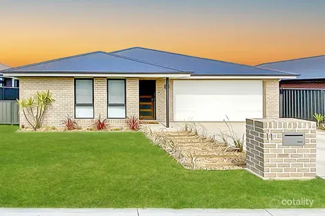 Property photo of 11 Federation Boulevard Forbes NSW 2871