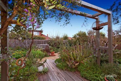 Property photo of 18 Reaburn Crescent Brunswick West VIC 3055